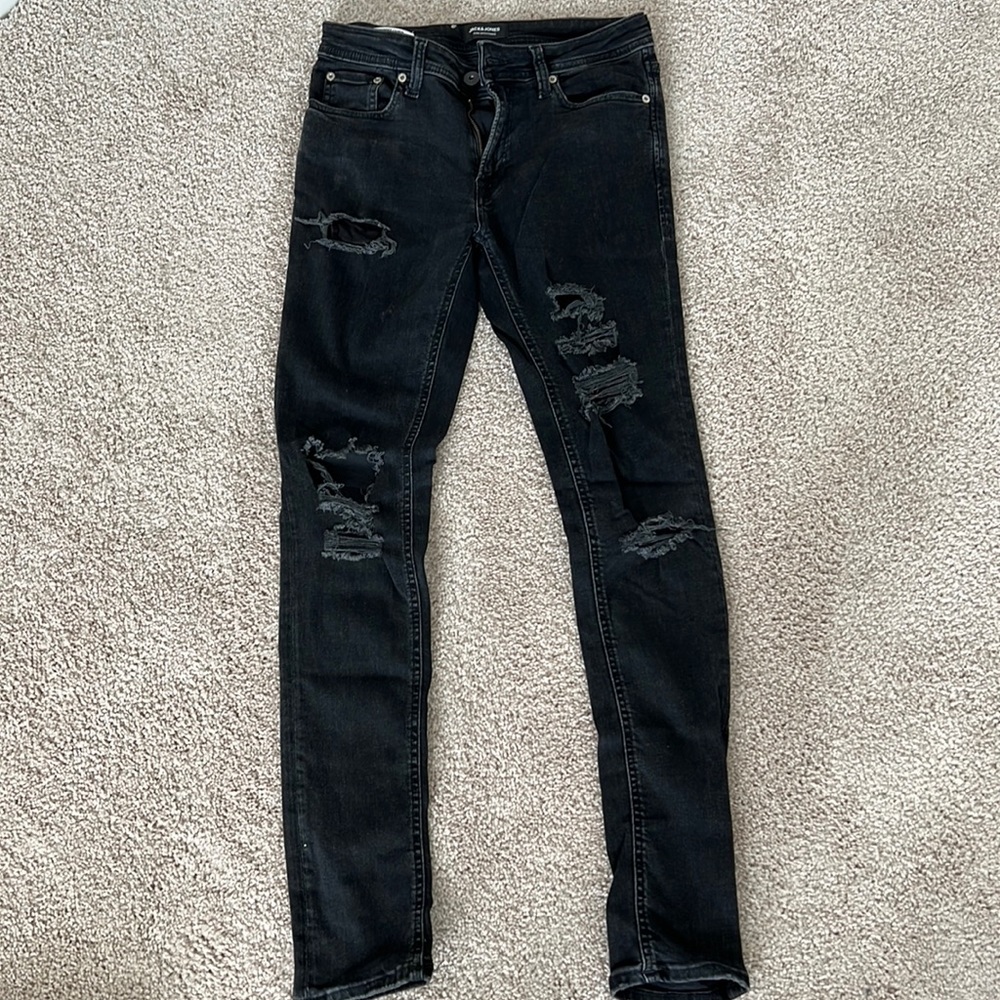 Like New! Jack & Jones Skinny Ripped Jeans
